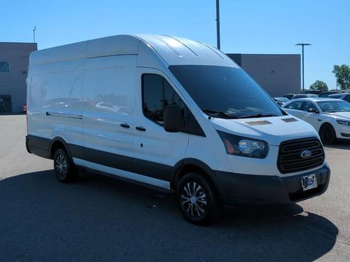 2017 Ford Transit-250 Base