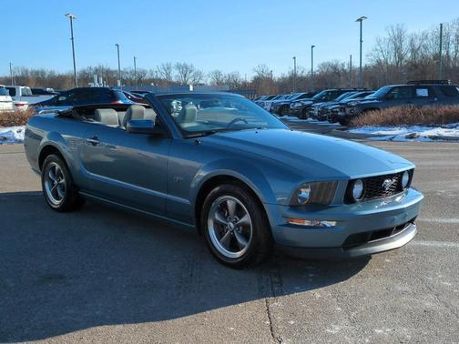 2005 Ford Mustang GT