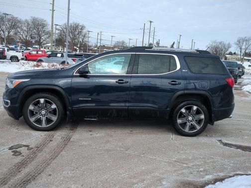 2017 GMC Acadia SLT-2