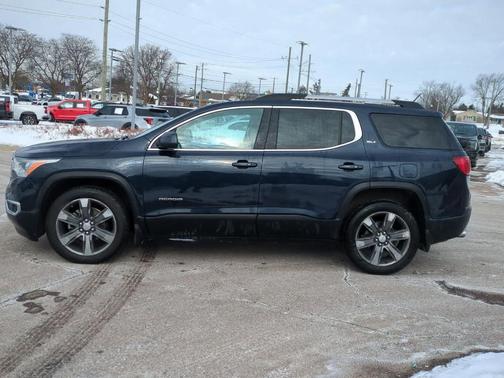 2017 GMC Acadia SLT-2