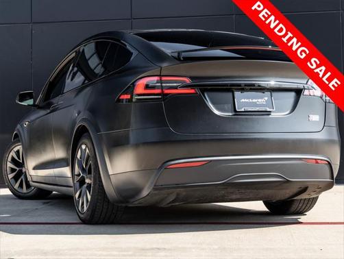 2025 Tesla Model X Plaid