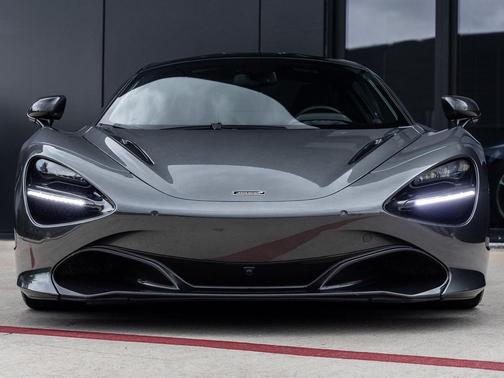 2019 McLaren 720S Base