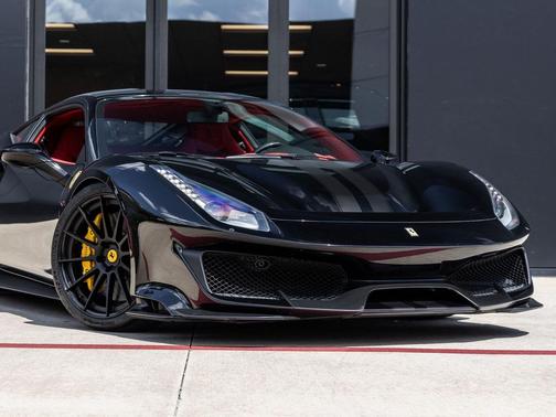 2020 Ferrari 488 Pista Base