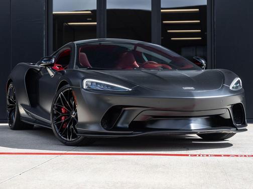 Onyx Black 2022 McLaren GT Coupe