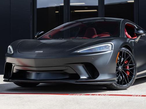 Onyx Black 2022 McLaren GT Coupe