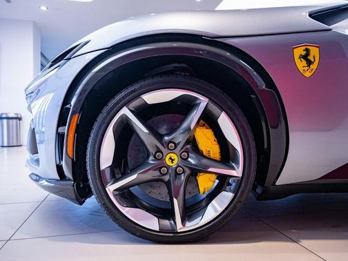 Grigio Titanio Metallic 2025 Ferrari Purosangue Base