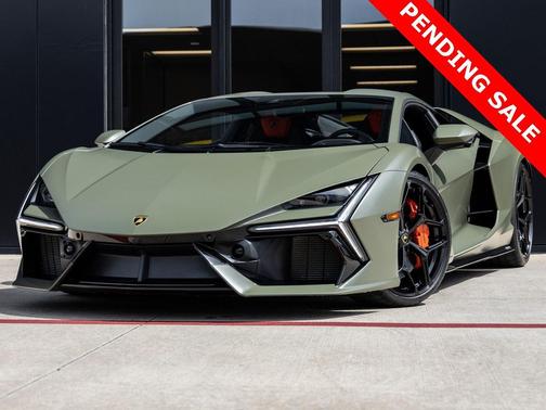 2024 Lamborghini Revuelto Base