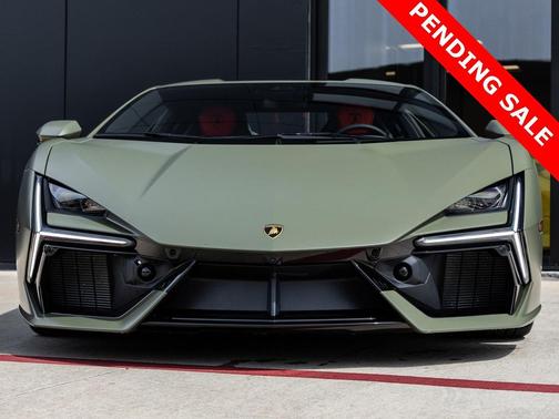 2024 Lamborghini Revuelto Base