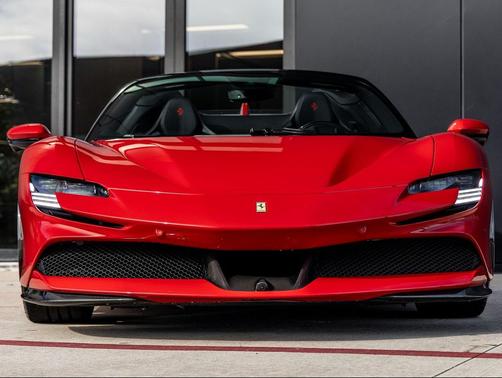 2024 Ferrari SF90 Spider Base