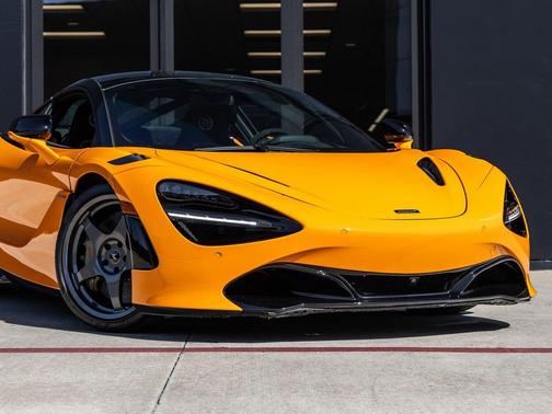 2021 McLaren 720S Base