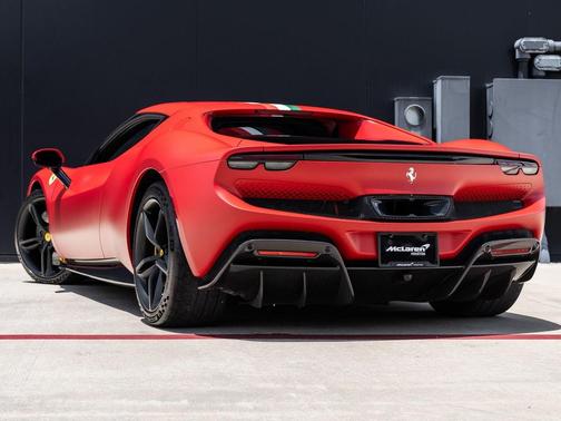 Rosso F1 75 Opaco 2023 Ferrari 296 GTB Base