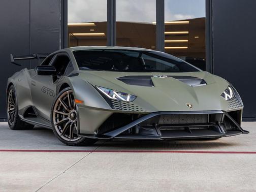 2024 Lamborghini Huracan STO Coupe