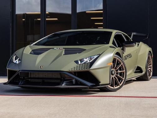 2024 Lamborghini Huracan STO Coupe