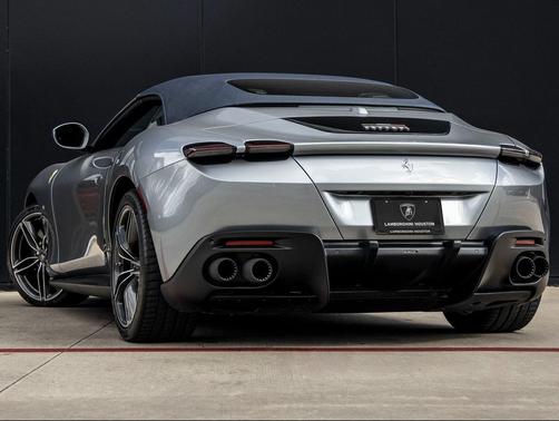 2024 Ferrari Roma Base