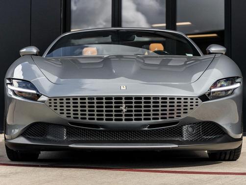 2024 Ferrari Roma Base