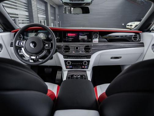 English White 2026 Rolls-Royce Spectre
