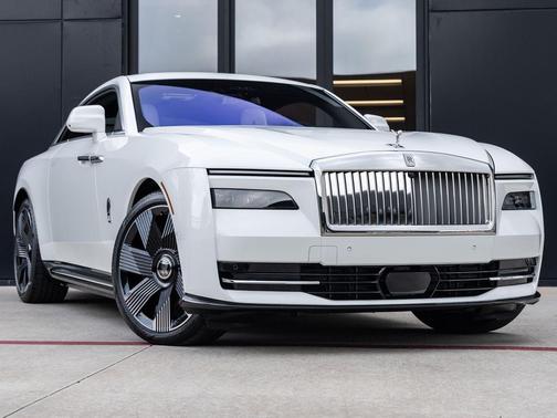 English White 2026 Rolls-Royce Spectre