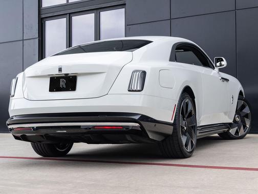English White 2026 Rolls-Royce Spectre