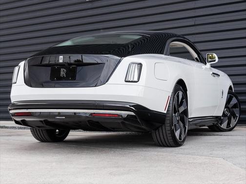 2025 Rolls-Royce Spectre