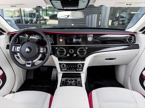 2025 Rolls-Royce Spectre