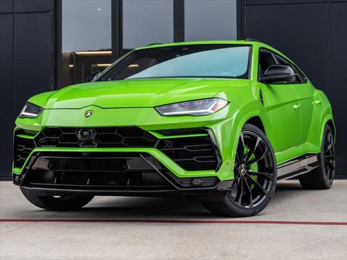 2022 Lamborghini Urus Graphite Capsule