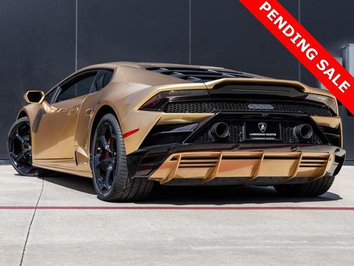 2020 Lamborghini Huracan EVO Base