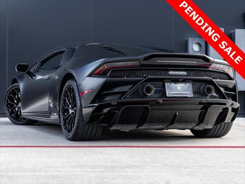 2021 Lamborghini Huracan EVO Coupe