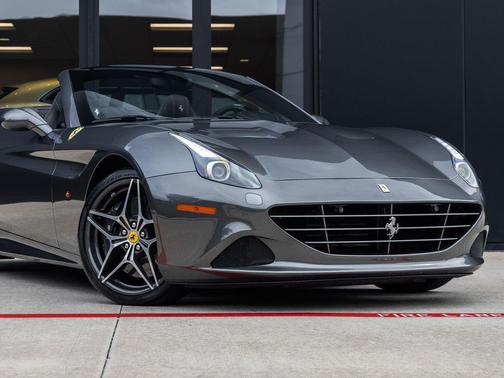 Grigio Silverstone Metallic 2017 Ferrari California T