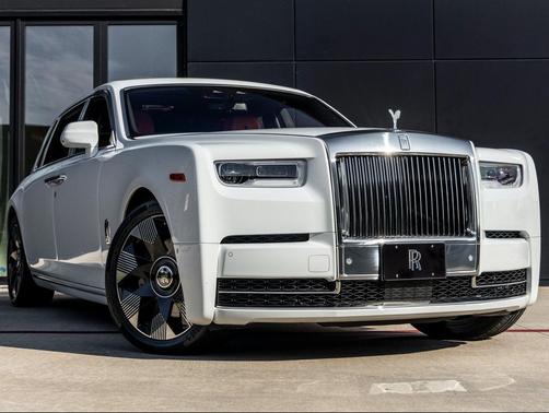 2022 Rolls-Royce Phantom