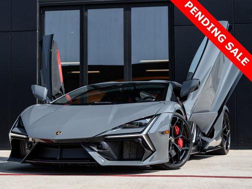 2024 Lamborghini Revuelto Base