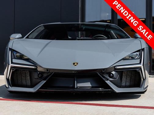 2024 Lamborghini Revuelto Base