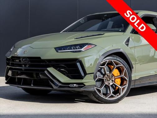 2023 Lamborghini Urus Performante