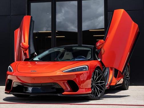 2022 McLaren GT Coupe