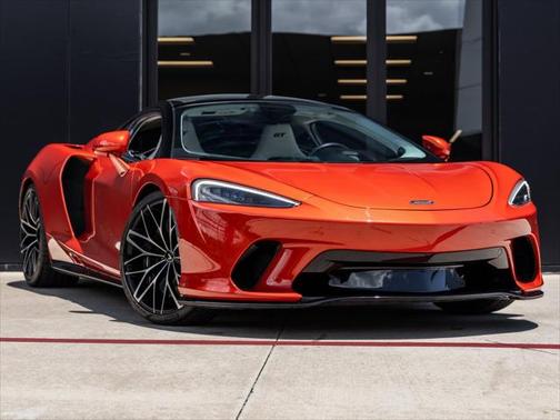 2022 McLaren GT Coupe
