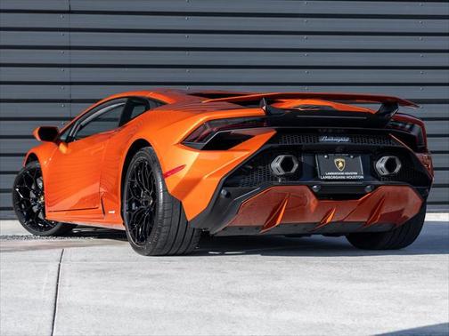2024 Lamborghini Huracan Tecnica Base