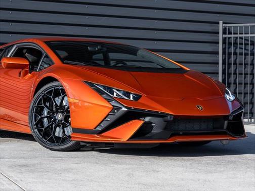 2024 Lamborghini Huracan Tecnica Base