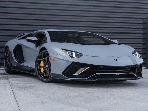 2022 Lamborghini Aventador SVJ LP 780-4 Ultimae