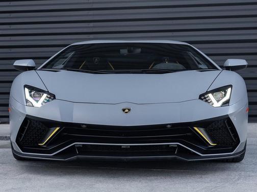 2022 Lamborghini Aventador SVJ LP 780-4 Ultimae