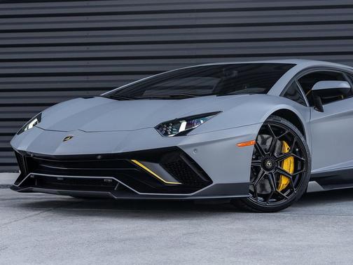 2022 Lamborghini Aventador SVJ LP 780-4 Ultimae