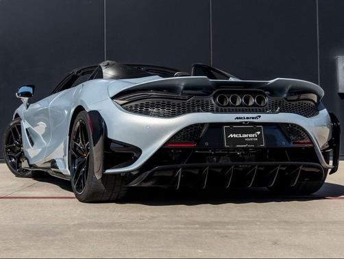 2022 McLaren 765LT Spider