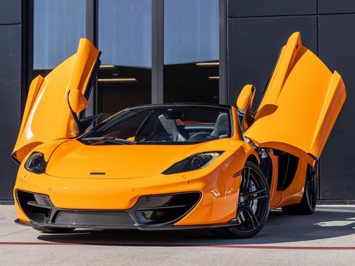 2014 McLaren MP4-12C Base