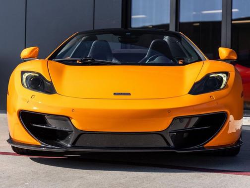 2014 McLaren MP4-12C Base