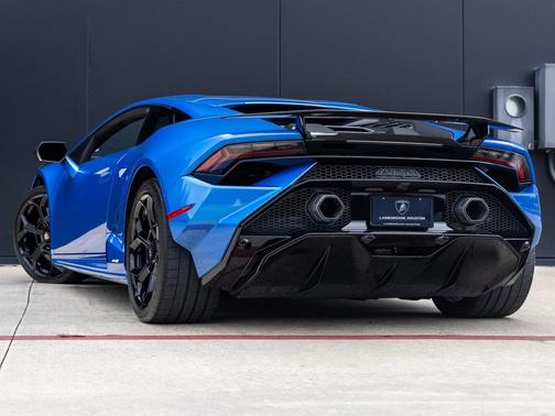 2023 Lamborghini Huracan Tecnica Coupe
