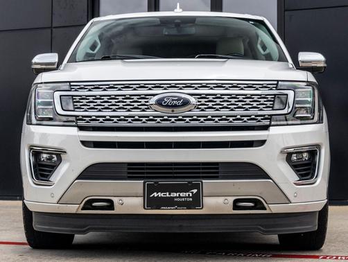 White Platinum Metallic Tri-Coat 2019 Ford Expedition Platinum