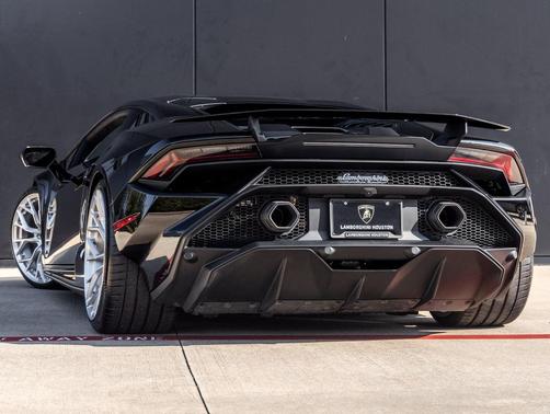 Nero Noctis Metallic 2023 Lamborghini Huracan Tecnica Coupe