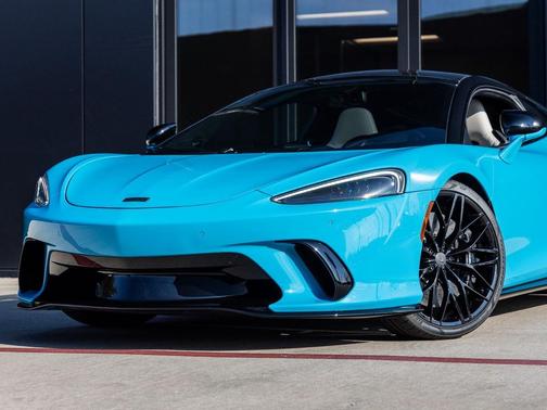 2025 McLaren GTS TechLux