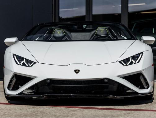 2020 Lamborghini Huracan EVO 