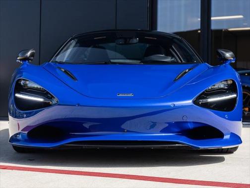 2024 McLaren 750S Coupe