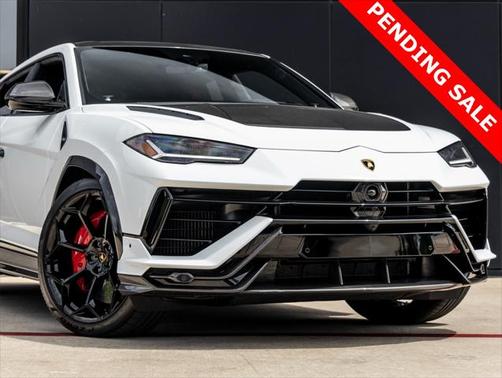 2023 Lamborghini Urus Performante