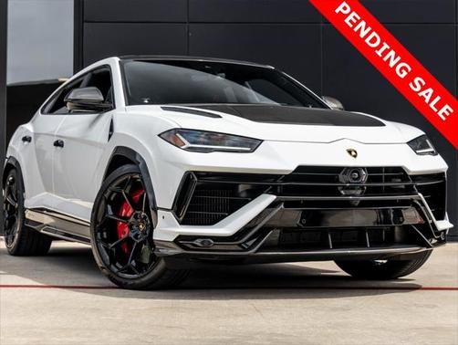 2023 Lamborghini Urus Performante
